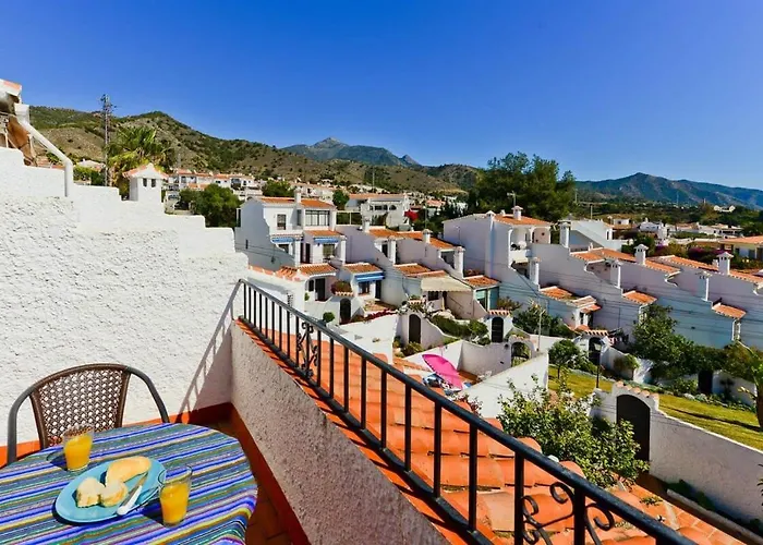 Capistrano Pueblo 네르하